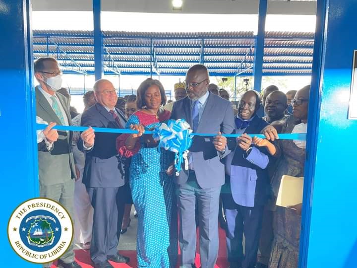 PRESIDENT WEAH LAUNCHES READING PROGRAM FOR YOUNG STUDENTS