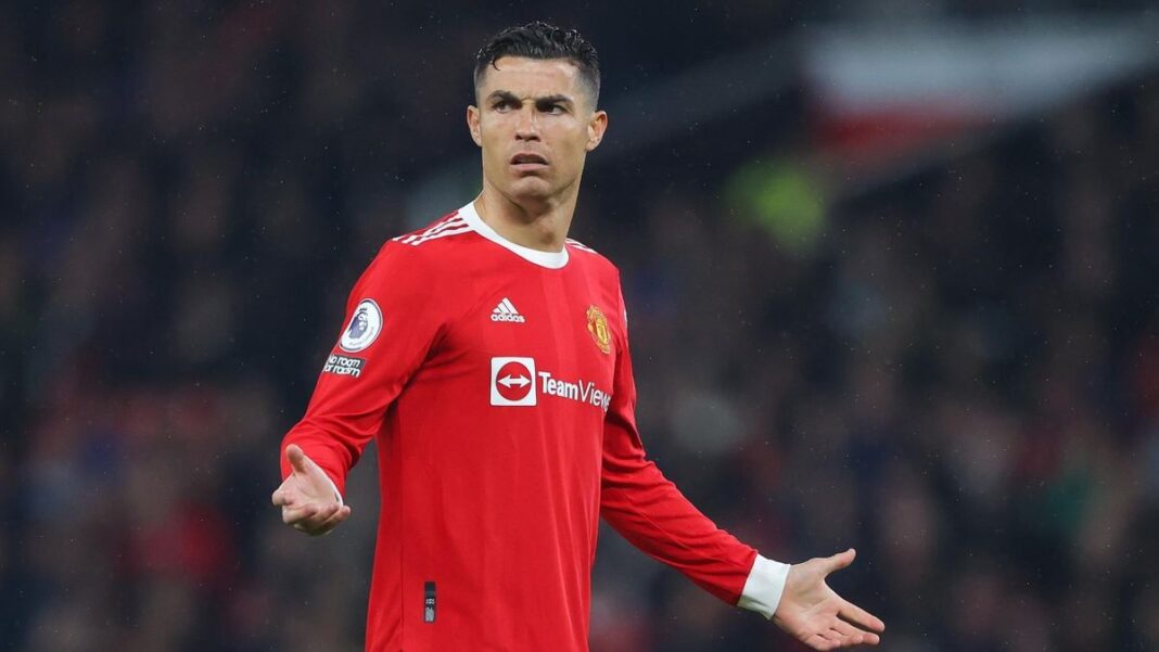 MAN UTD CONFIRM CRISTIANO RONALDO IS SET TO LEAVE CLUB BY MUTUAL AGREEMENT WITH IMMEDIATE EFFECT