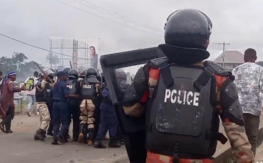 CHAOTIC CLIMAX OF ELECTION CAMPAIGN ACTIVITIES IN LIBERIA