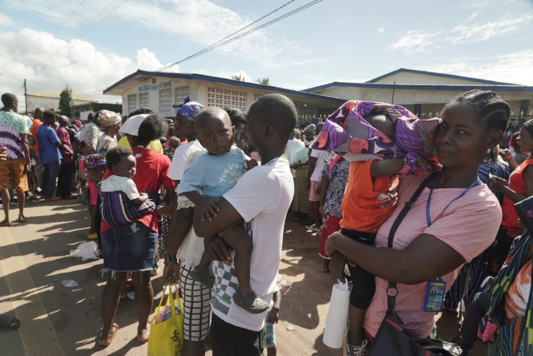LIBERIANS EMBRACE DEMOCRACY: HIGH TURNOUT AND PEACEFUL ELECTIONS IS BEING REPORTED FROM AROUND THE COUNTRY
