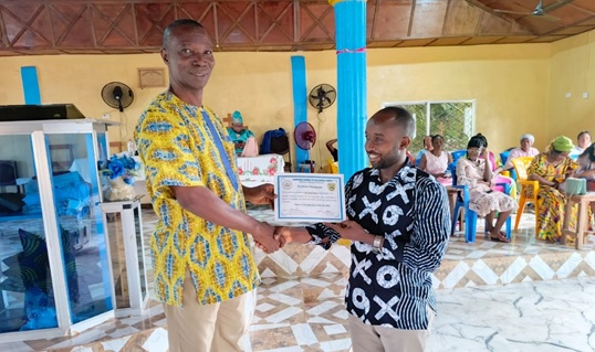 A CALM REFORMER HONORED: ENOCH MORRIS CELEBRATED FOR LEADERSHIP AT C.B. DUNBAR HOSPITAL A CALM REFORMER HONORED: ENOCH MORRIS CELEBRATED FOR LEADERSHIP AT C.B. DUNBAR HOSPITAL