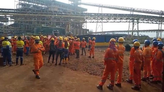 AFCONS WORKERS STRIKE OVER UNPAID BENEFITS AT ARCELORMITTAL LIBERIA, LABOUR MINISTRY RESPONDS