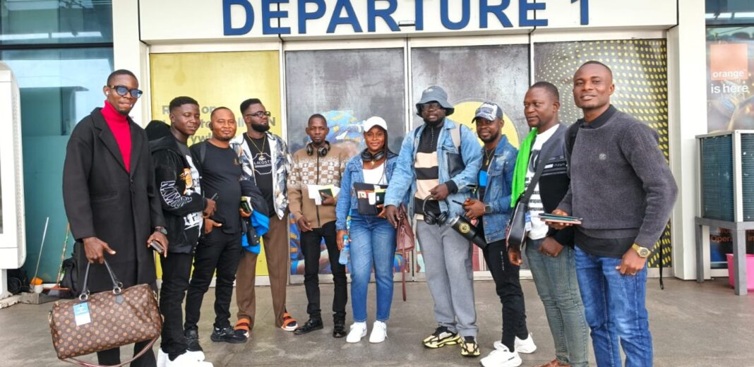 LIBERIAN JOURNALISTS BEGIN JOURNALISM AND MEDIA EDUCATION IN NIGERIA – PUL HAILS PRO-TEMP NYONBLEE KARNGA-LAWRENCE FOR SPONSORSHIP LIBERIAN JOURNALISTS BEGIN JOURNALISM AND MEDIA EDUCATION IN NIGERIA – PUL HAILS PRO-TEMP NYONBLEE KARNGA-LAWRENCE FOR SPONSORSHIP