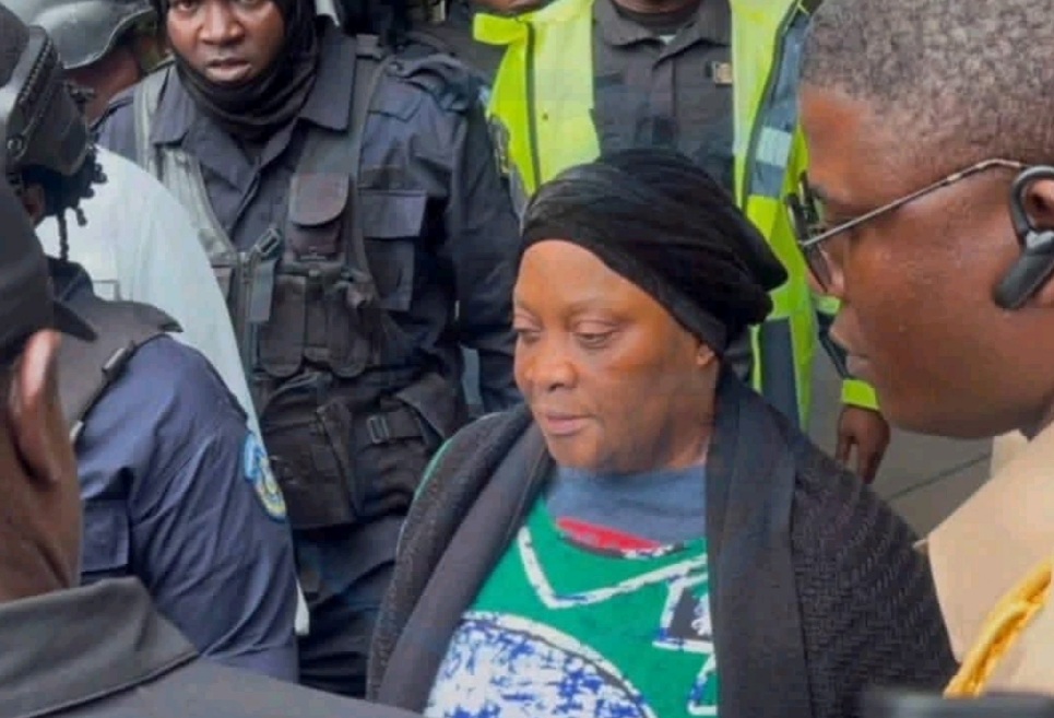 THE DAY JEWEL HOWARD-TAYLOR CRIED AGAIN… THE DAY JEWEL HOWARD-TAYLOR CRIED AGAIN…